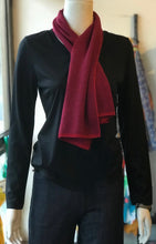 Load image into Gallery viewer, Cashmere/Merino Keyhole scarf - Cherry