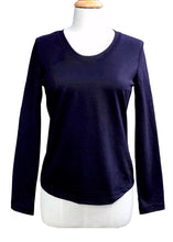 Load image into Gallery viewer, Woman’s Merino L/S crew - Navy