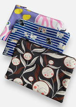 Load image into Gallery viewer, Big Zippy Purse