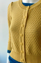 Load image into Gallery viewer, 3/4 Sleeve Cardi - Honey