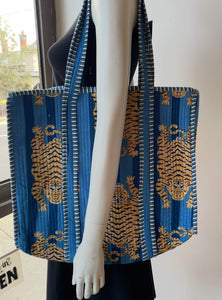 Quilted Tote Bag - Blue Tiger
