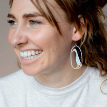 Load image into Gallery viewer, Runner Duck Earrings