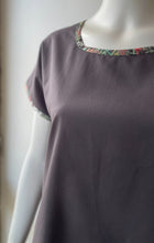 Load image into Gallery viewer, Boxy top, Natives Trim