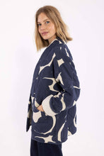 Load image into Gallery viewer, Danekatrin Quilt Jacket - Navy/Chalk