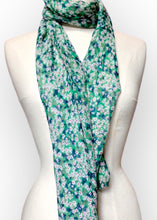 Load image into Gallery viewer, Summer Scarf - Ditsy Floral