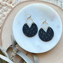 Load image into Gallery viewer, Oliver Earrings, Coal