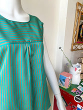 Load image into Gallery viewer, Smock Top - Peppermint Stripe