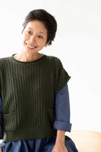 Load image into Gallery viewer, Sunday Vest - Moss