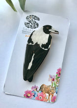 Load image into Gallery viewer, Magpie Brooch