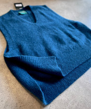 Load image into Gallery viewer, Ride Merino Knit Vest - Deep Cyan