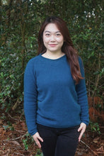 Load image into Gallery viewer, Scroll Jumper - Deep Cyan