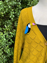 Load image into Gallery viewer, Toucan Brooch