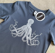 Load image into Gallery viewer, Kids tee - Octopus/Blue