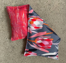 Load image into Gallery viewer, Soothing lavender eye pillow