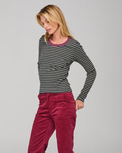 Load image into Gallery viewer, Bellissimo L/S Top - Navy Stripe