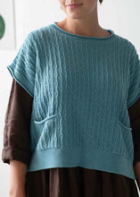 Load image into Gallery viewer, Sunday Vest - Marine