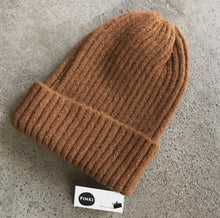 Load image into Gallery viewer, Rib Beanie