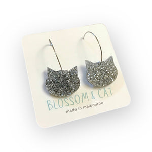 Cat hoop earrings - Asstd