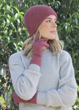 Load image into Gallery viewer, Possum/Merino Turnback Beanie
