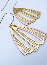 Load image into Gallery viewer, Midi Boho mixed metal Gold/Rose Gold