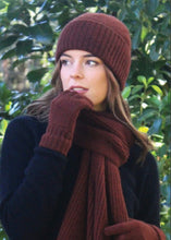 Load image into Gallery viewer, Possum/Merino Turnback Beanie