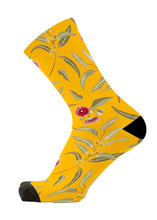 Load image into Gallery viewer, Red Fox Sox - size M - Gumnut Blossom