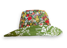 Load image into Gallery viewer, Summer Hat - Field of Flowers