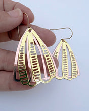 Load image into Gallery viewer, Midi Boho mixed metal Gold/Rose Gold