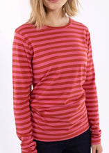 Load image into Gallery viewer, Danejubii Tee - Chilli/Cherry