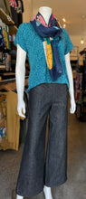 Load image into Gallery viewer, Boxy Tee - Linear Dash Teal