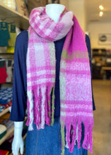 Load image into Gallery viewer, Winter Scarf - Big Check/Magenta