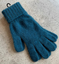 Load image into Gallery viewer, Possum/Merino Turnback Glove