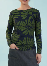 Load image into Gallery viewer, Boat Neck AL Top - Jap Floral, Green/Navy