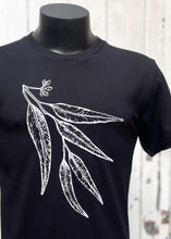 Load image into Gallery viewer, Mens Screen Print Tee - Gum Leaves/Black