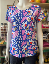 Load image into Gallery viewer, Boxy Tee - Daisy Blue