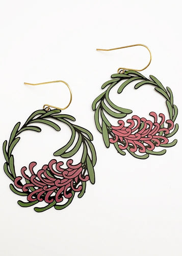 Grevillea Wreath Dangles