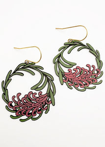 Grevillea Wreath Dangles
