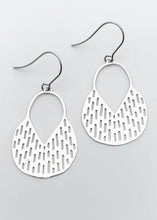 Load image into Gallery viewer, Mini Callisia Earrings - Silver