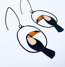 Load image into Gallery viewer, Midi Toucan Earrings