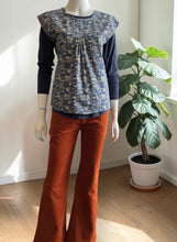 Load image into Gallery viewer, Smock Top - Oriental Blue