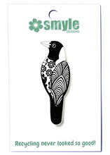 Load image into Gallery viewer, Magpie Pin