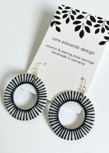 Circle stripe Earrings - Indigo