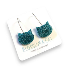 Load image into Gallery viewer, Cat hoop earrings - Asstd