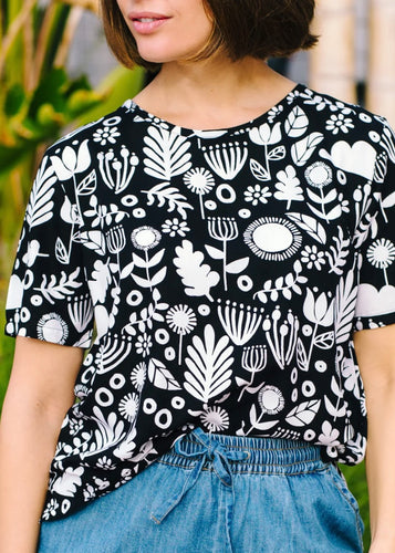 Christina Top - Monochrome Folk Floral