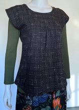 Load image into Gallery viewer, Smock Top - Tweed/Black