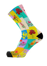 Load image into Gallery viewer, Red Fox Sox - size M - Outback Petals