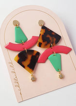 Load image into Gallery viewer, Trapeze Earrings, Tortoise
