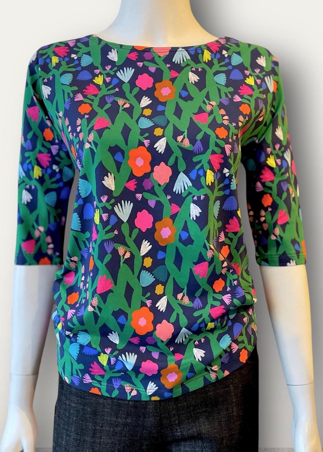 Bloomin’  Boat Neck Tee - Navy