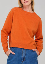 Load image into Gallery viewer, District Jumper - Burnt Orange