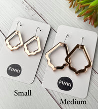 Load image into Gallery viewer, Chandelier Hoops